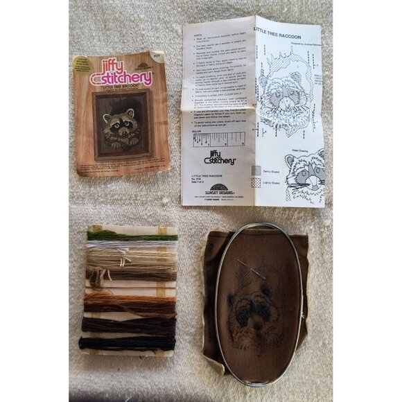 Vintage Jiffy Stitchery "Little Tree Raccoon" Needlepoint Kit - Picture 3 of 6